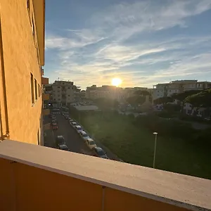 Appartamento Con Terrazza, Lido di Ostia
